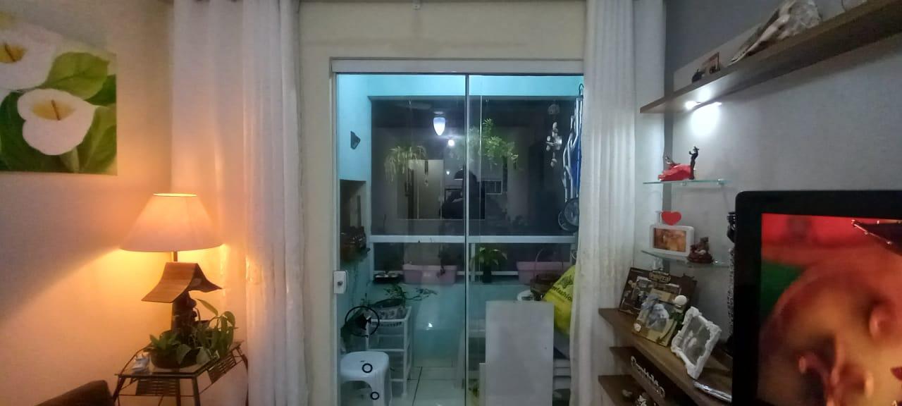 Apartamento para Venda - Florianópolis / SC no bairro Ingleses do Rio  Vermelho, 3 dormitórios, sendo 1 suíte, 2 banheiros, 2 vagas de garagem,  mobiliado, área total 145,00 m², área útil 118,00 m²